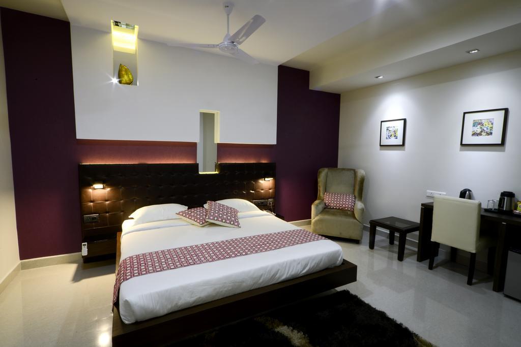 Hotel Serenity La Vista Hyderabad Exterior foto