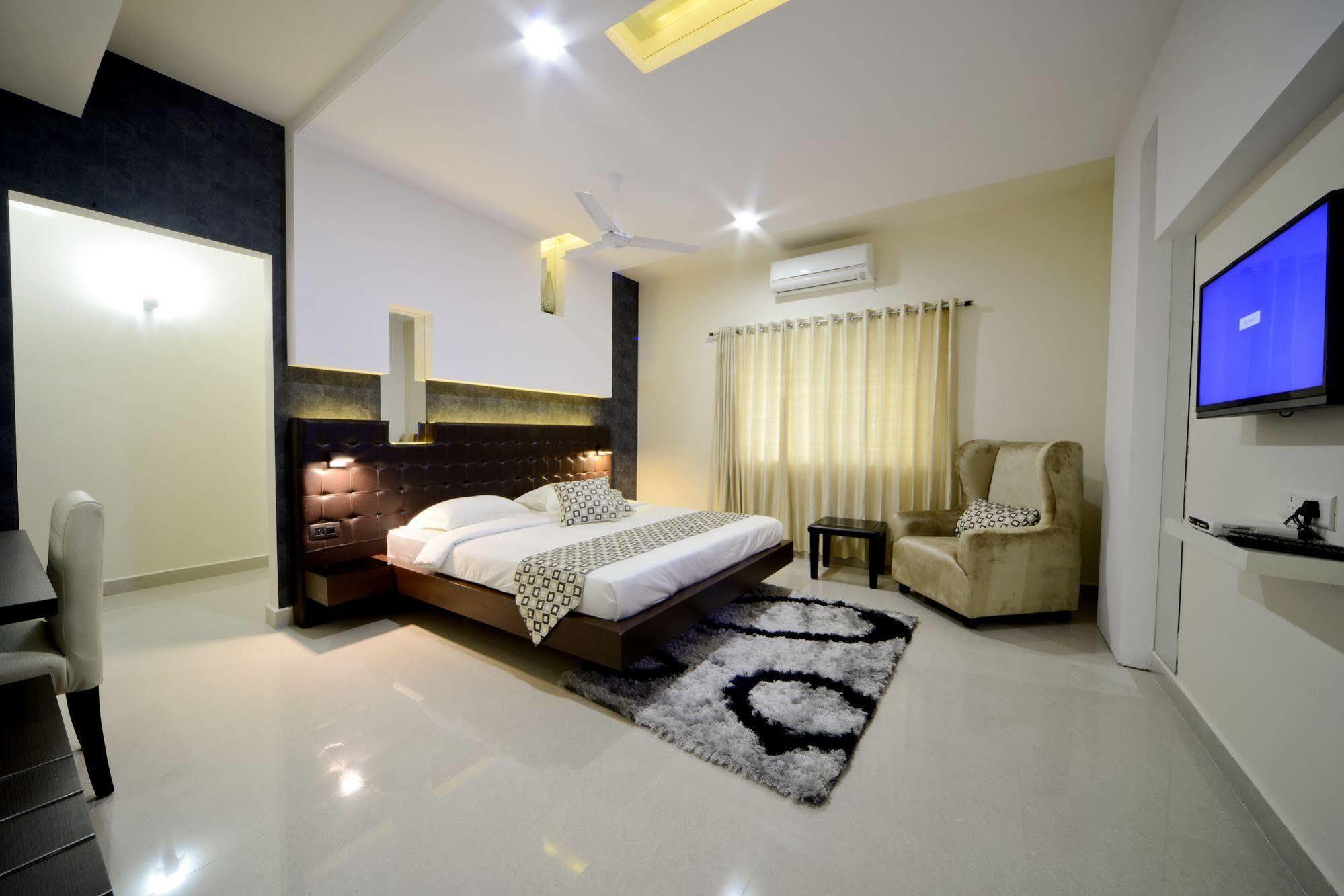 Hotel Serenity La Vista Hyderabad Exterior foto